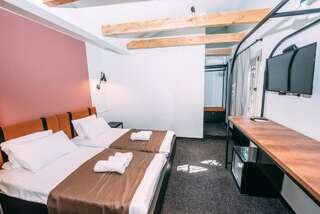 Гостевой дом Atoneli Apartment hotel Тбилиси Двухместный номер с 1 кроватью или 2 отдельными кроватями-5